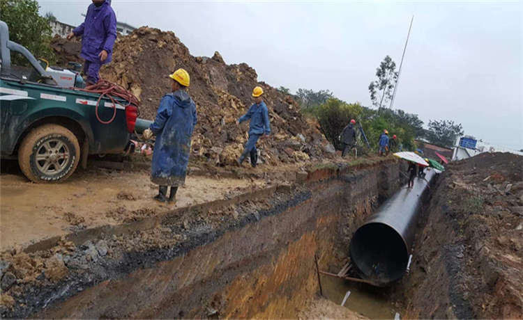 鋼材場鍍鋅角鋼，玉林2000排污螺旋焊管，內徑1600mm螺旋管，壁厚螺旋鋼管廠家