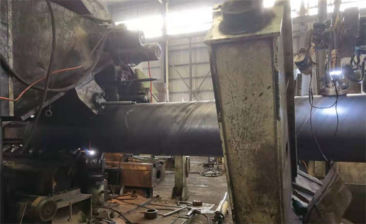 630mm螺旋鋼管，dn1400mm螺旋管，1920螺旋焊管廠家，Q355B螺旋管廠家