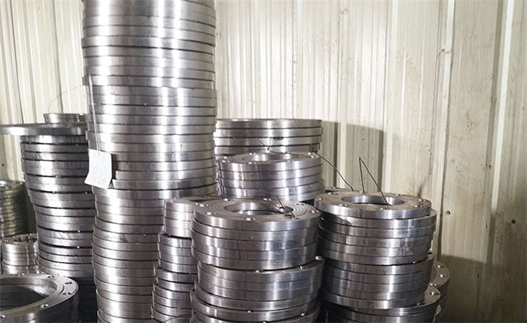 400mm螺旋焊管，1120-8mm螺旋鋼管，大型廠家質(zhì)量可靠?jī)r(jià)格低廉，不等邊角鋼