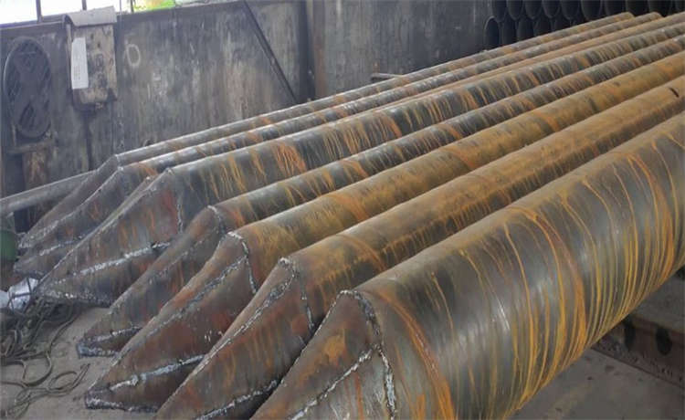 1820螺旋焊管，防城港內(nèi)徑1800mm螺旋焊管，920螺旋鋼管，1920螺旋焊管廠家