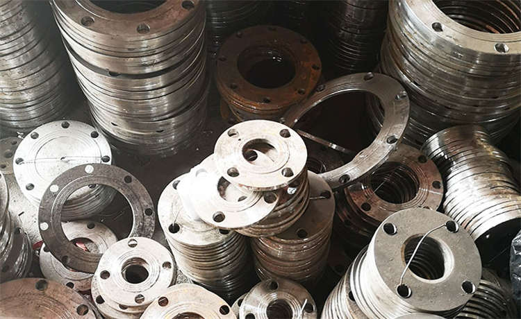 1200鋼立柱，DN2600鋼護(hù)筒定制，螺旋鋼管生產(chǎn)廠家，廠家直銷防腐螺旋鋼管