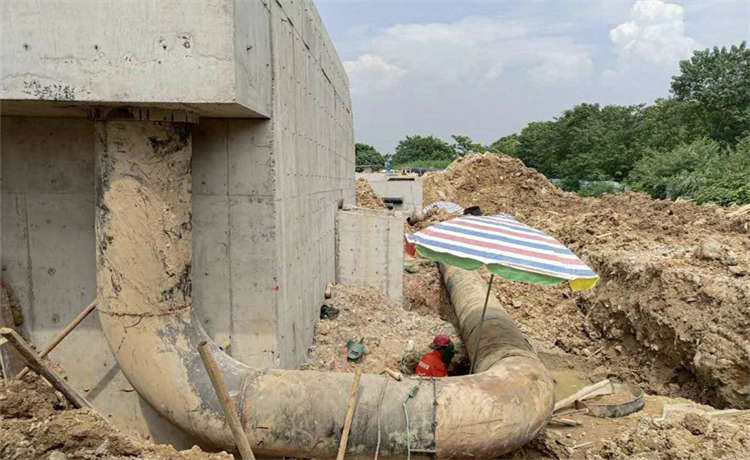 鋼材場鍍鋅板管，貴港610鋼立柱，1720mm螺旋鋼管，埋地螺旋焊管廠家