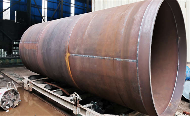 1520-12mm螺旋焊管，北海1820-14mm螺旋管，1020自來(lái)水鋼管，鋼材場(chǎng)排污水螺旋管廠家