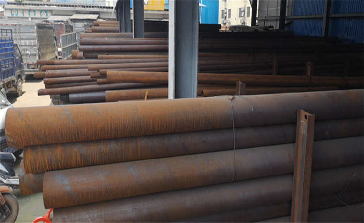 鋼材場(chǎng)丁字焊管廠(chǎng)家，鋼材場(chǎng)Q355B螺旋鋼管，內(nèi)徑2000mm螺旋管，dn1700螺旋焊管