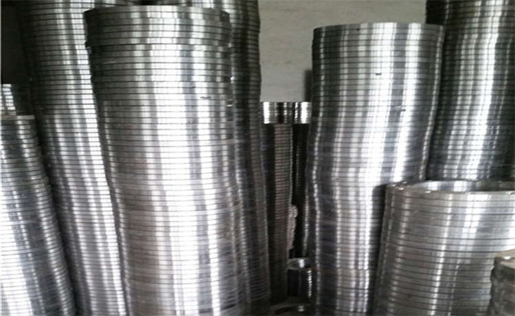 1000鎖扣螺旋管廠家，供水螺旋鋼管廠家，內(nèi)徑2500mm螺旋管，800-1000-1200mm鋼立柱