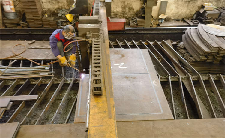 813mm螺旋管，佛山內(nèi)直徑1300mm螺旋焊管，鋼頂管，優(yōu)質(zhì)螺旋管廠家